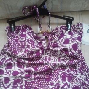 2 piece women’s bathing suit !